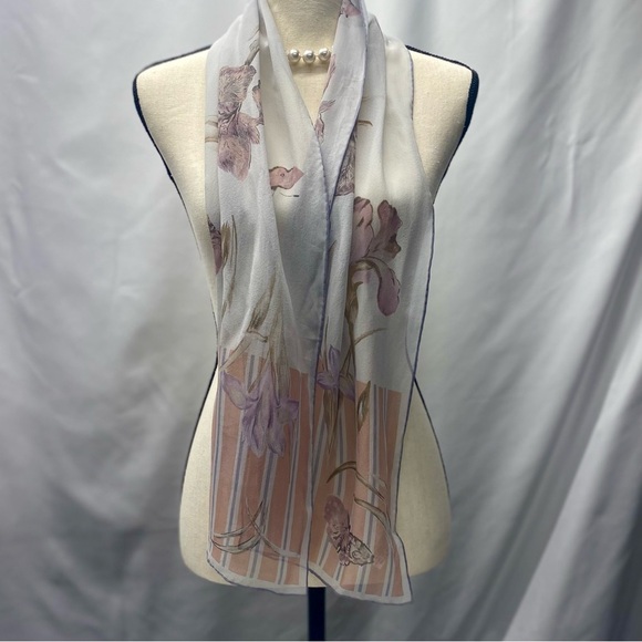 SILK SCARF FORAL BUTTERFLIES GRAY PINK BROWN PURPLE ELEGANT MONEY LUXURIOUS - Picture 1 of 11